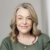 Ms Alison Howarth