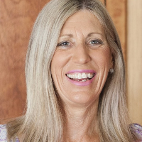 Mrs Julie Carolyn Williams