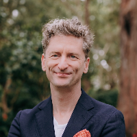 Mr James Middlewood