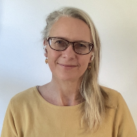 Ms Erika Munton