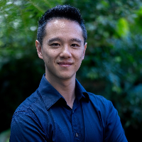 Mr Ronald Hoang