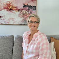 Ms Christine Griffin