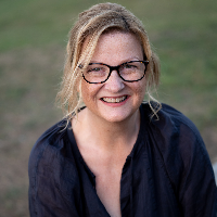 Ms Julie Jensen
