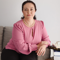 Ms Patricia Ortiz