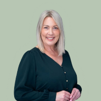 Mrs Tania Maree Stretton