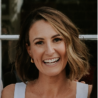 Ms Amy Deutscher
