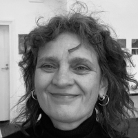 Ms Justine Wake