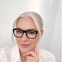 Ms Lisa McCaughey