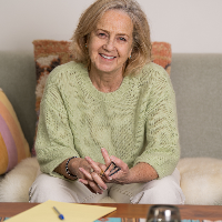 Ms Anne Ligthart