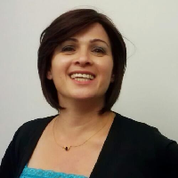 Mrs Noa Gross