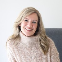 Mrs Jennifer Nurick