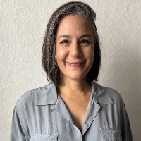 Ms Claudia Maio