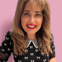 Mrs Niloufar Cope