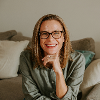 Dr Vicky Dawes