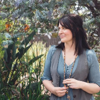 Ms Katie Henderson