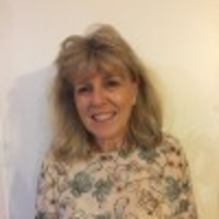 Ms Christine Egri