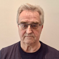Mr Richard Henshaw