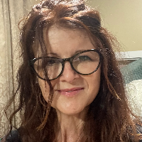 Dr Jacqueline D. Peters