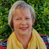 Ms Heather McMillan