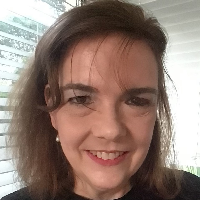Ms Robin Linnell Alexiadis