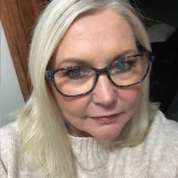 Ms Kathryn Aileen Phillips