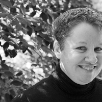 Dr Vivienne Colegrove