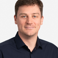 Mr Nicholas Packer