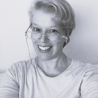 Ms Yvette Belier