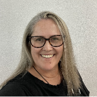 Ms Jacqui McGregor
