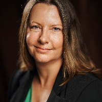 Ms Susan Gredig