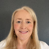 Ms Amy Claire Somers