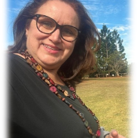 Mrs Simone Domingues