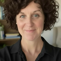 Ms Rebecca Janes