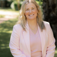 Mrs Donna Leanne Pasco