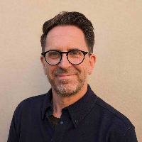 Mr Craig Behenna