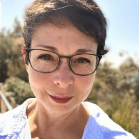 Ms Paula Silvana Yanis