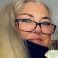 Ms Yolande Louise Robertson