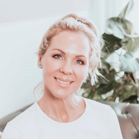 Ms Tracey Griffiths