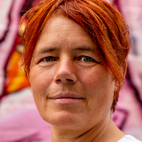 Ms Christine Weber