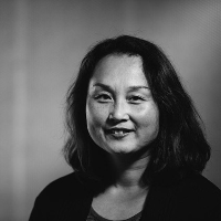 Mrs Xinping Luo