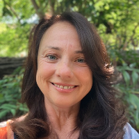 Ms Bronwyn Campbell