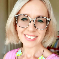 Mrs Monika Sylwia McIntosh